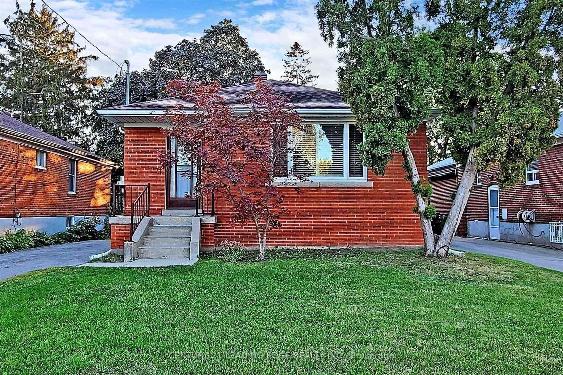 170 Ellington Drive Unit Main, Dorset Park / Kennedy Park, ON M1R 3Y3 - Photo 1