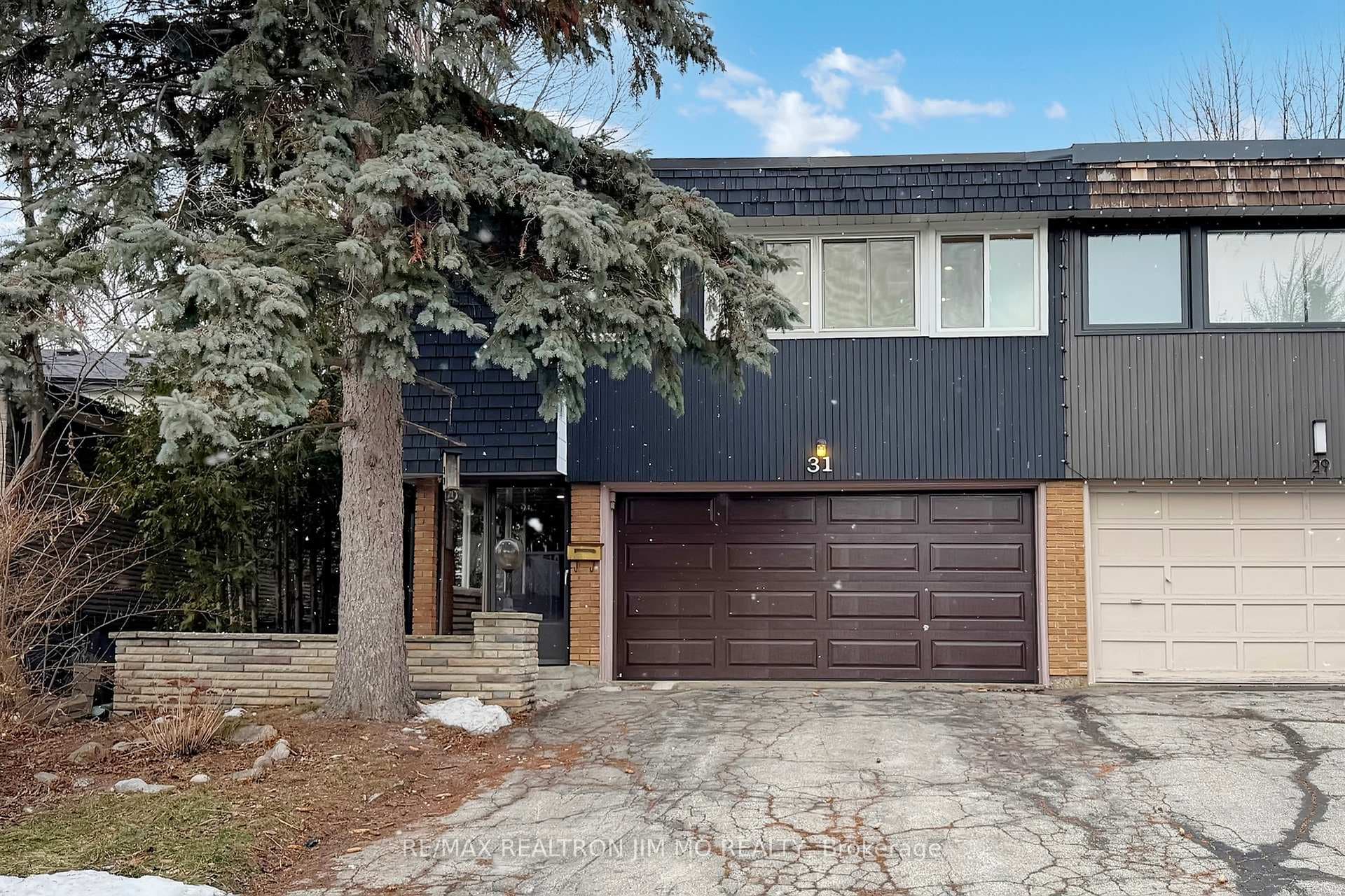 31 Angus Drive, Toronto C15