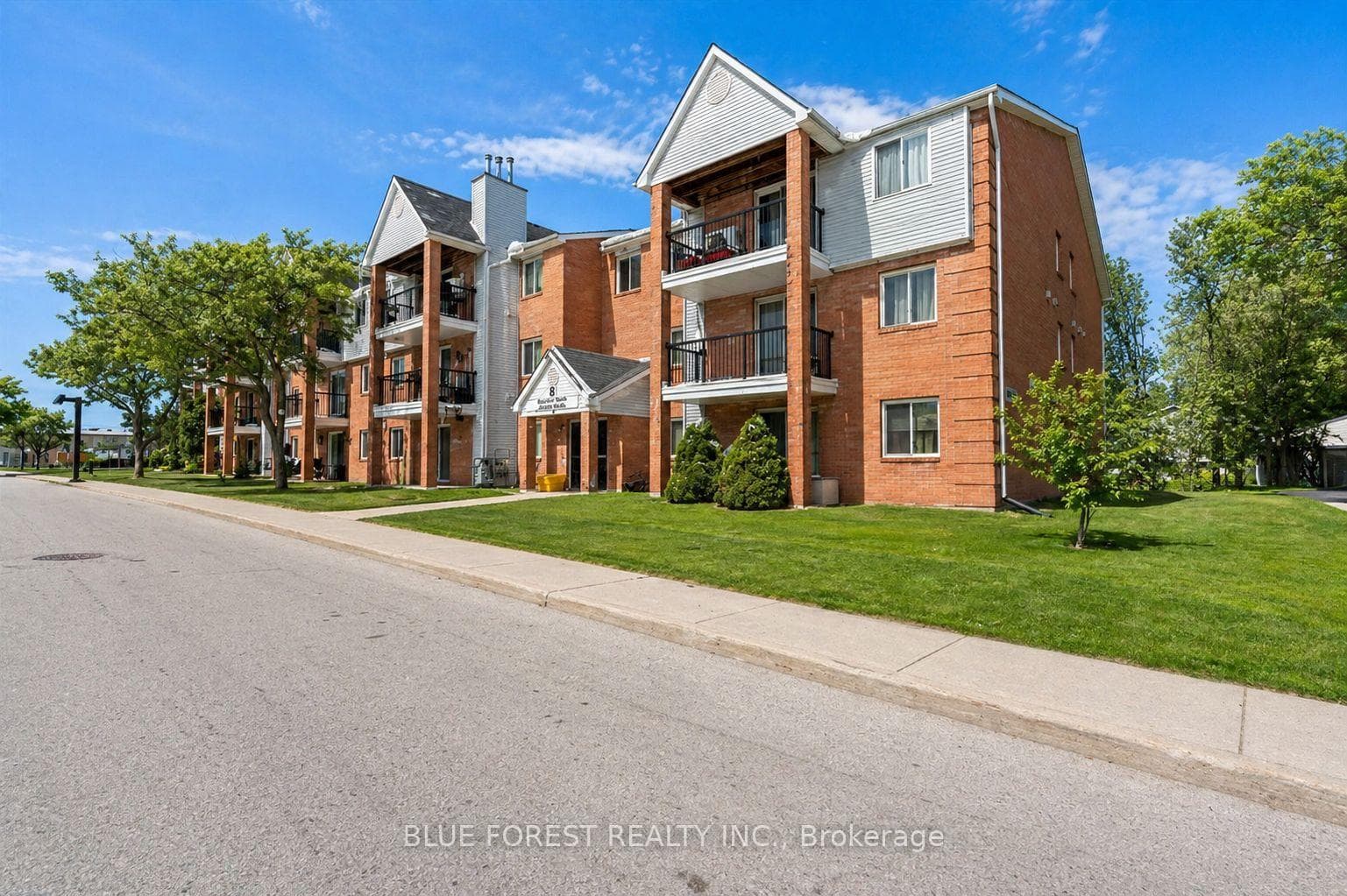 1096 JALNA Boulevard Unit 41, London South, ON N6E 3B8 - Photo 1