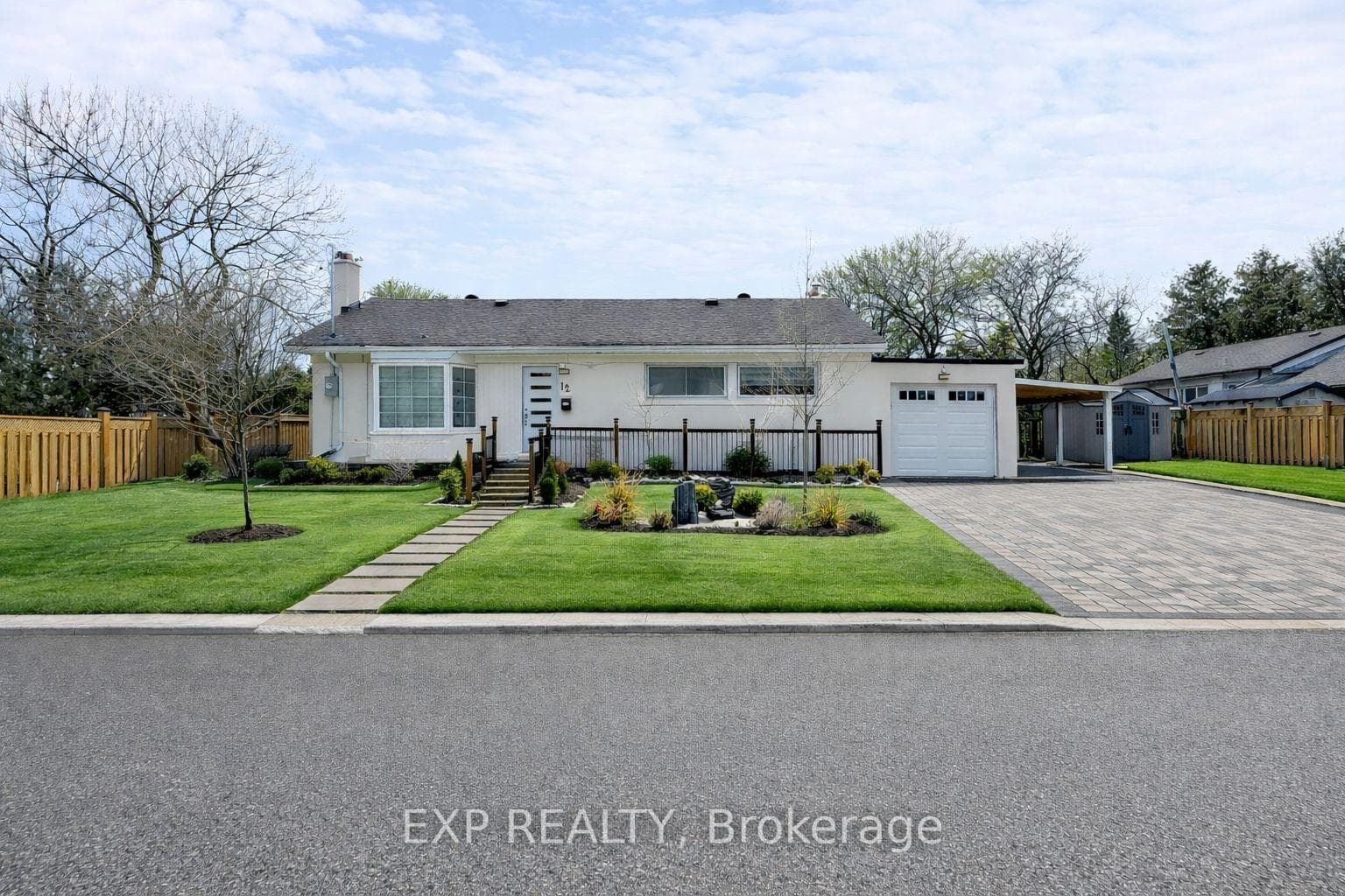 12 Bonnechere Crescent, Scarborough (West Hill / Highland Creek), ON M1K 4Y8 - Photo 1