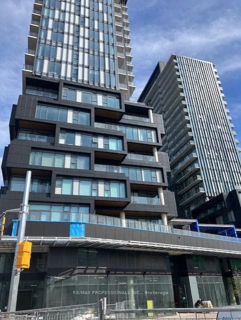 1285 Dupont Street Unit 609, Bloor West Village / Swansea, ON M6H 0E3 - Photo 1
