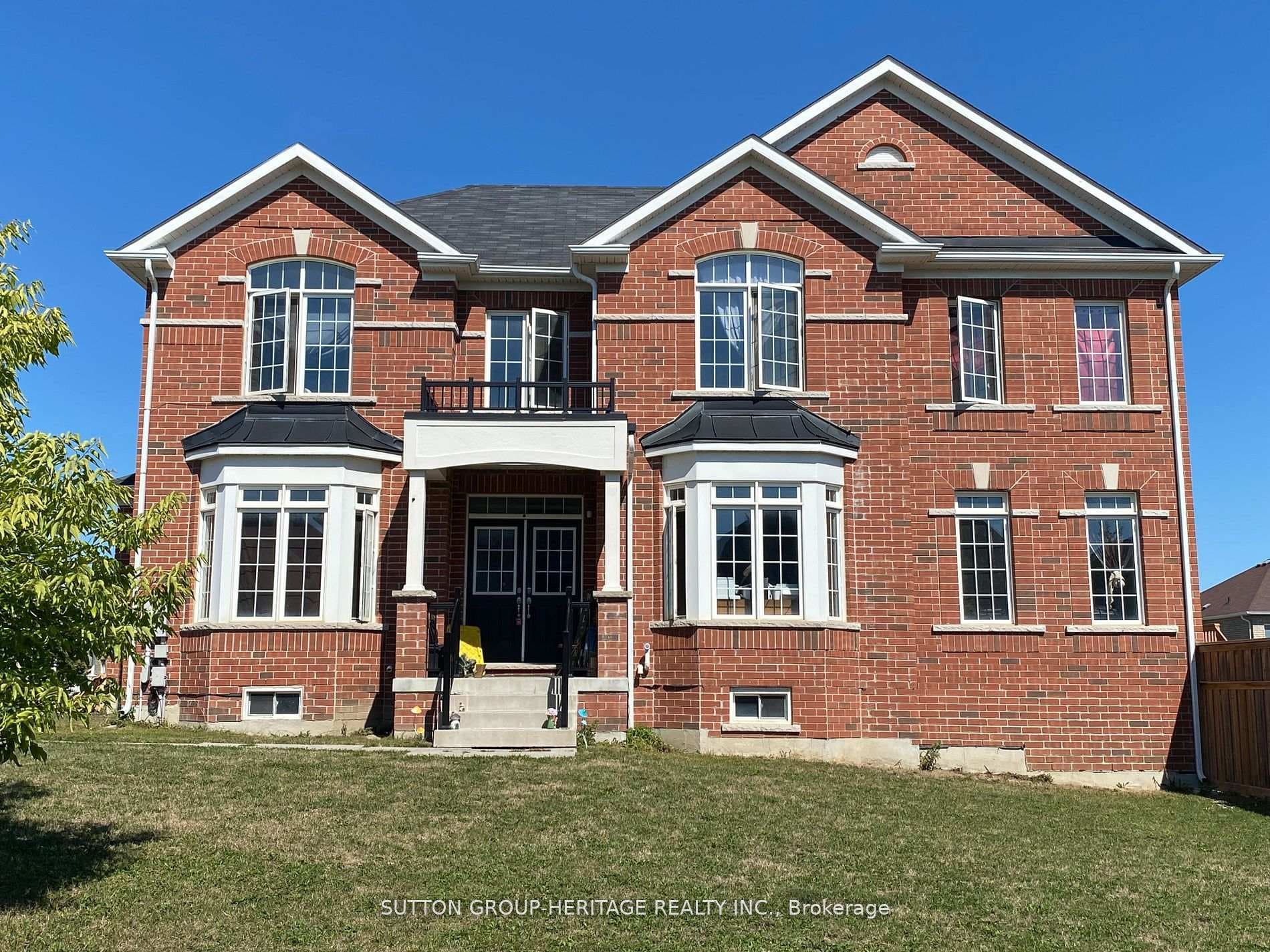 114 Noden Crescent, Clarington, ON L1B 0L2 - Photo 1