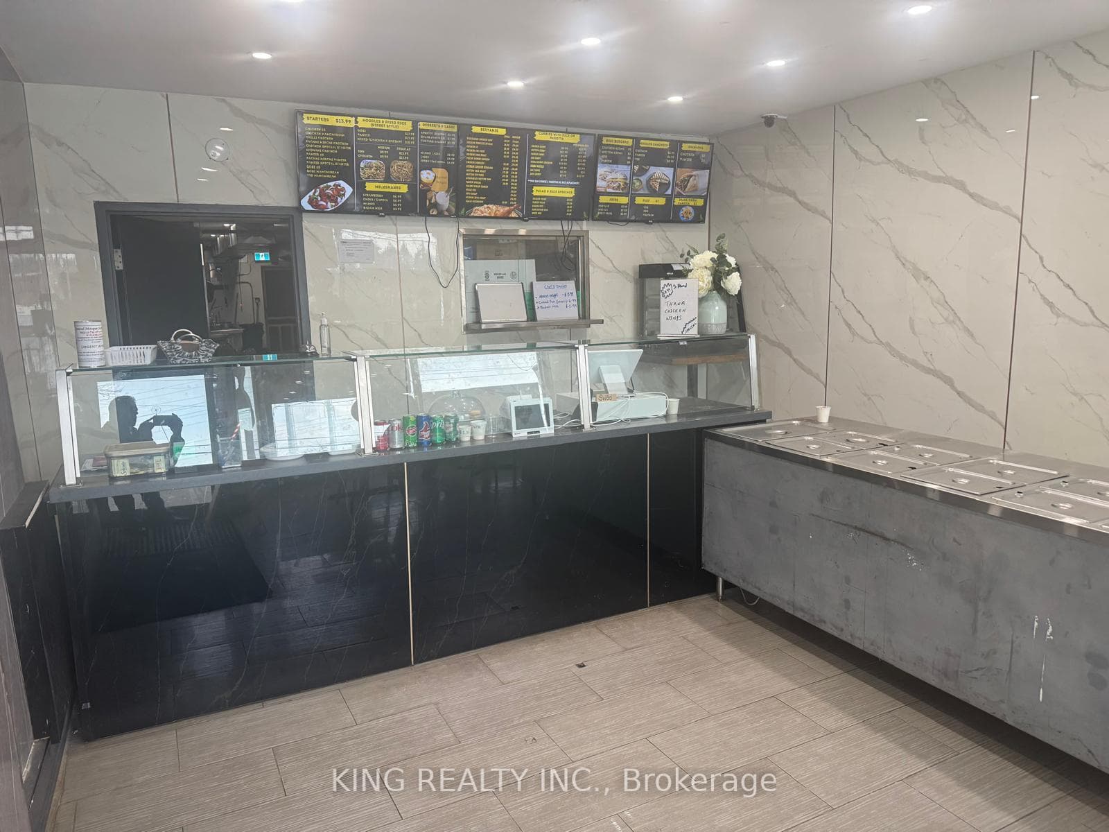 2893 Lawrence Avenue Unit 11, Scarborough (West Hill / Highland Creek), ON M1P 2S8 - Photo 1