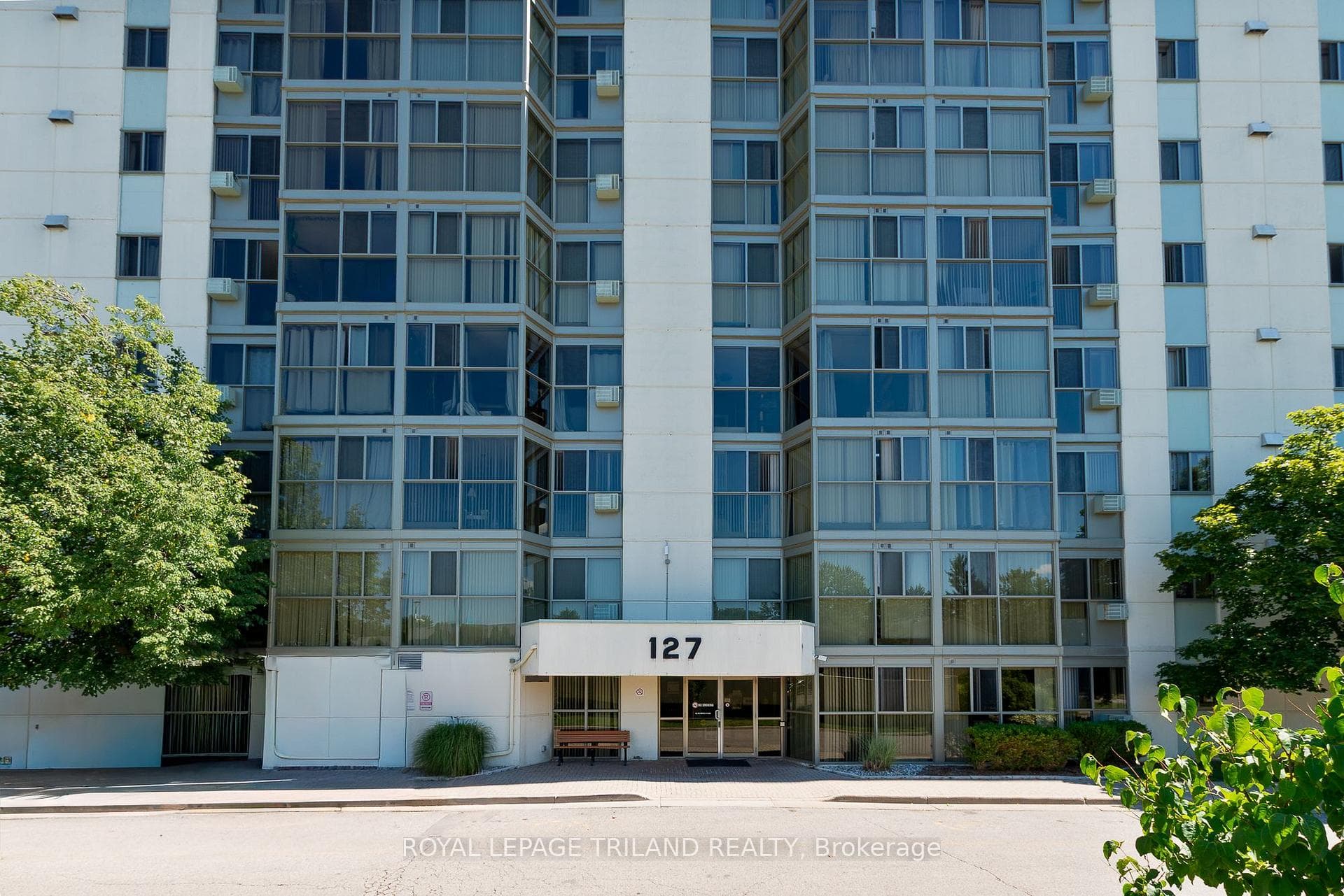 127 Belmont Drive Unit 802, London South, ON N6J 4J7 - Photo 1