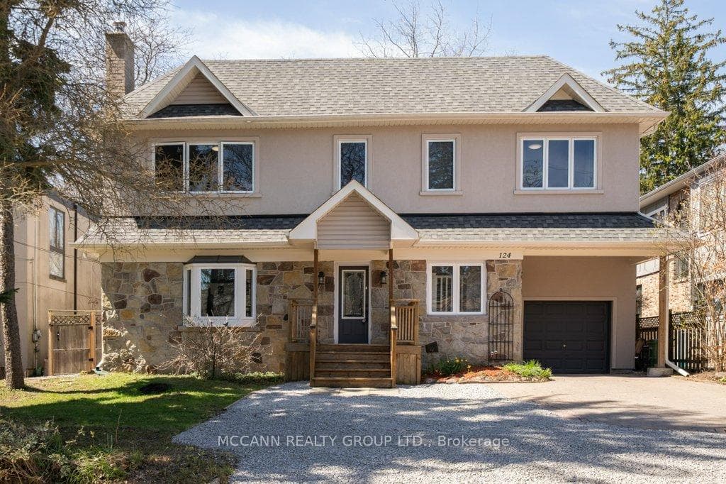 124 Scarboro Crescent, Toronto E08