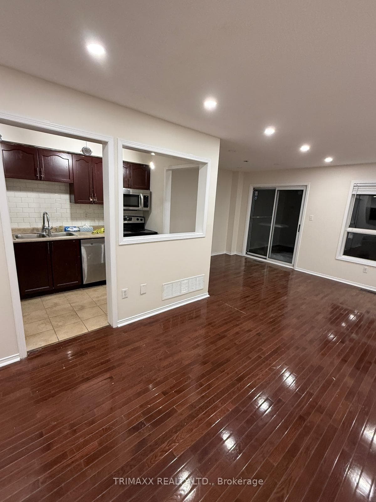 100 Brickyard Way Unit 70, Brampton, ON L6V 4L9 - Photo 1