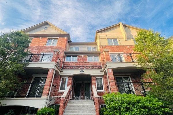 2484 Post Road Unit 18, Oakville