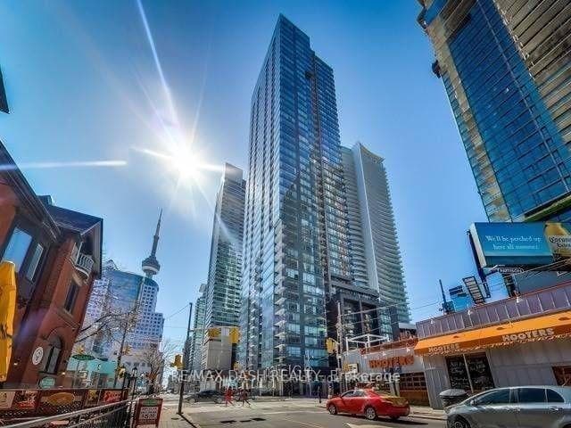 295 Adelaide Street Unit 810, Downtown Toronto / Waterfront, ON M5V 1P7 - Photo 1
