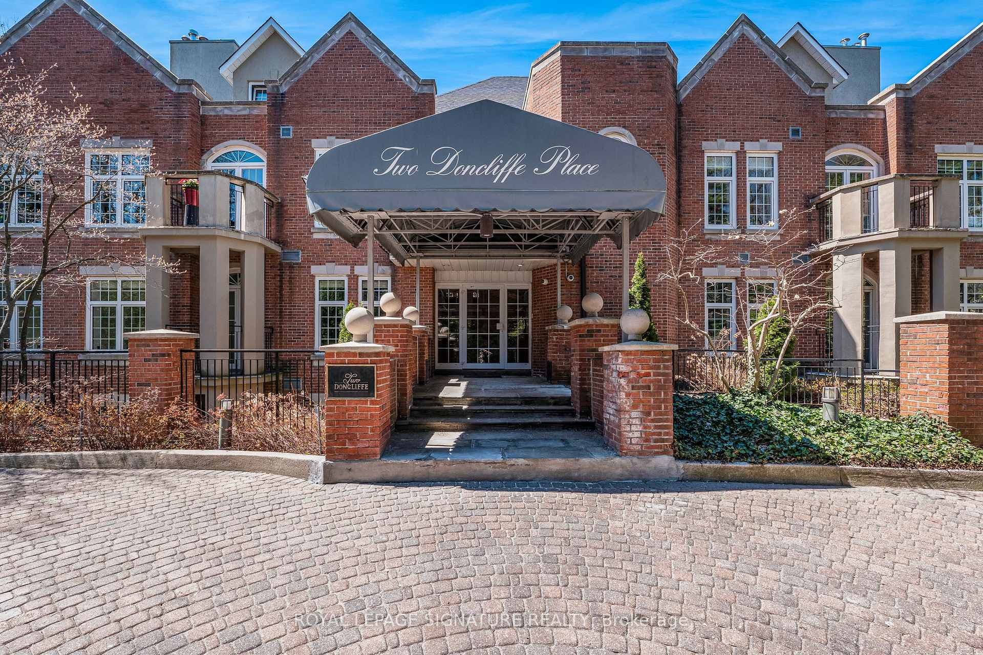 2 Doncliffe Place Unit 201B, Bridle Path / York Mills / Hoggs Hollow, ON M4N 2E9 - Photo 1