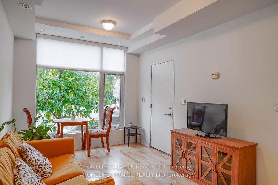 1331 Gerrard Street Unit 2, Riverdale / Leslieville, ON M4L 1Y8 - Photo 1