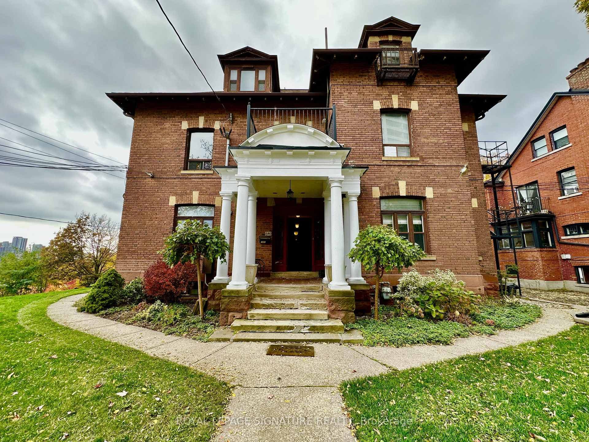 646 Broadview Avenue Unit 200C, Riverdale / Leslieville, ON M4K 2P1 - Photo 1
