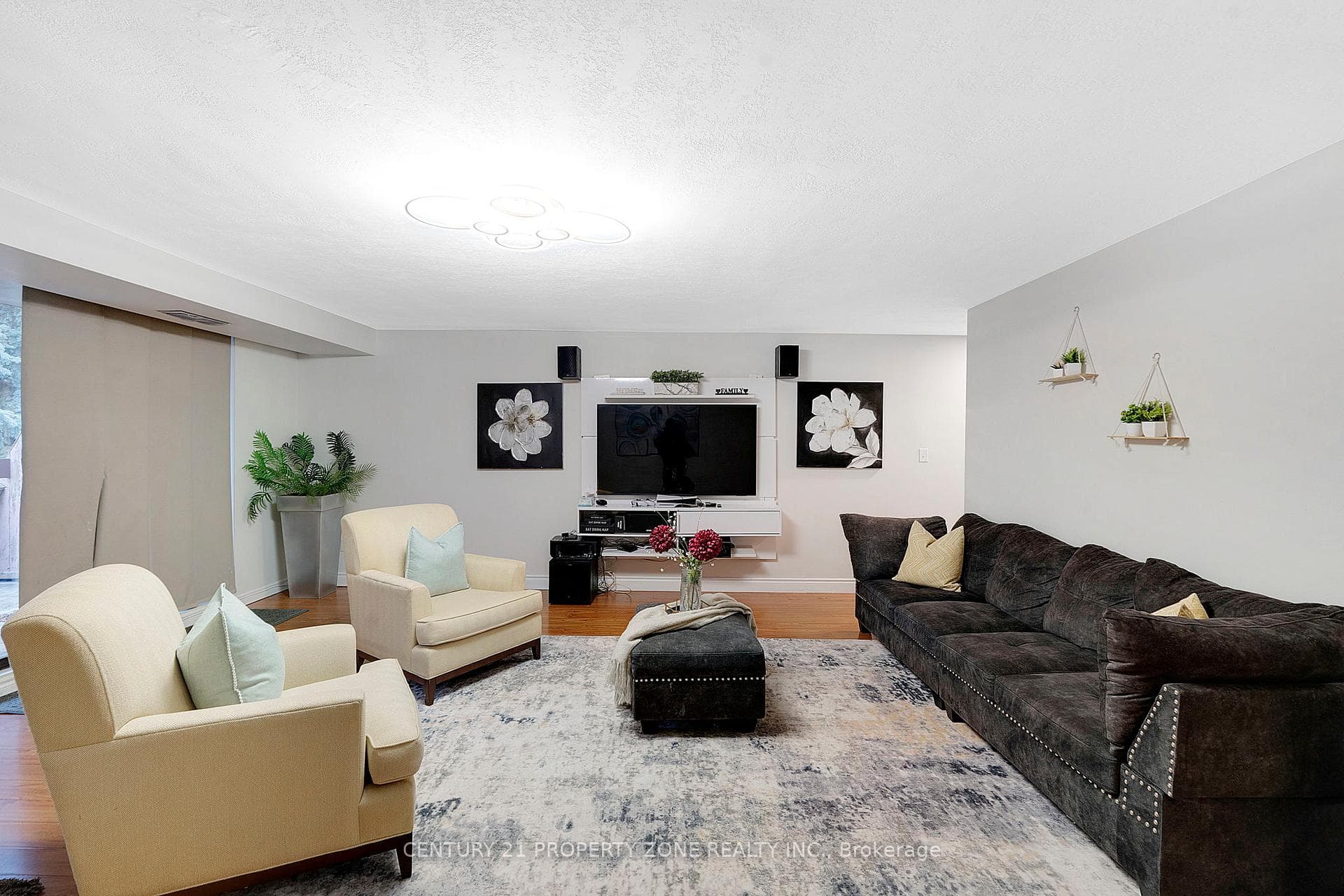 1250 Mississauga Valley Boulevard Unit 152, Mississauga, ON L5A 3R6 - Photo 1