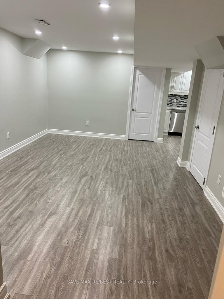 20 Isle Royal Terrace Unit Bsmt, Brampton, ON L6Y 6B1 - Photo 1