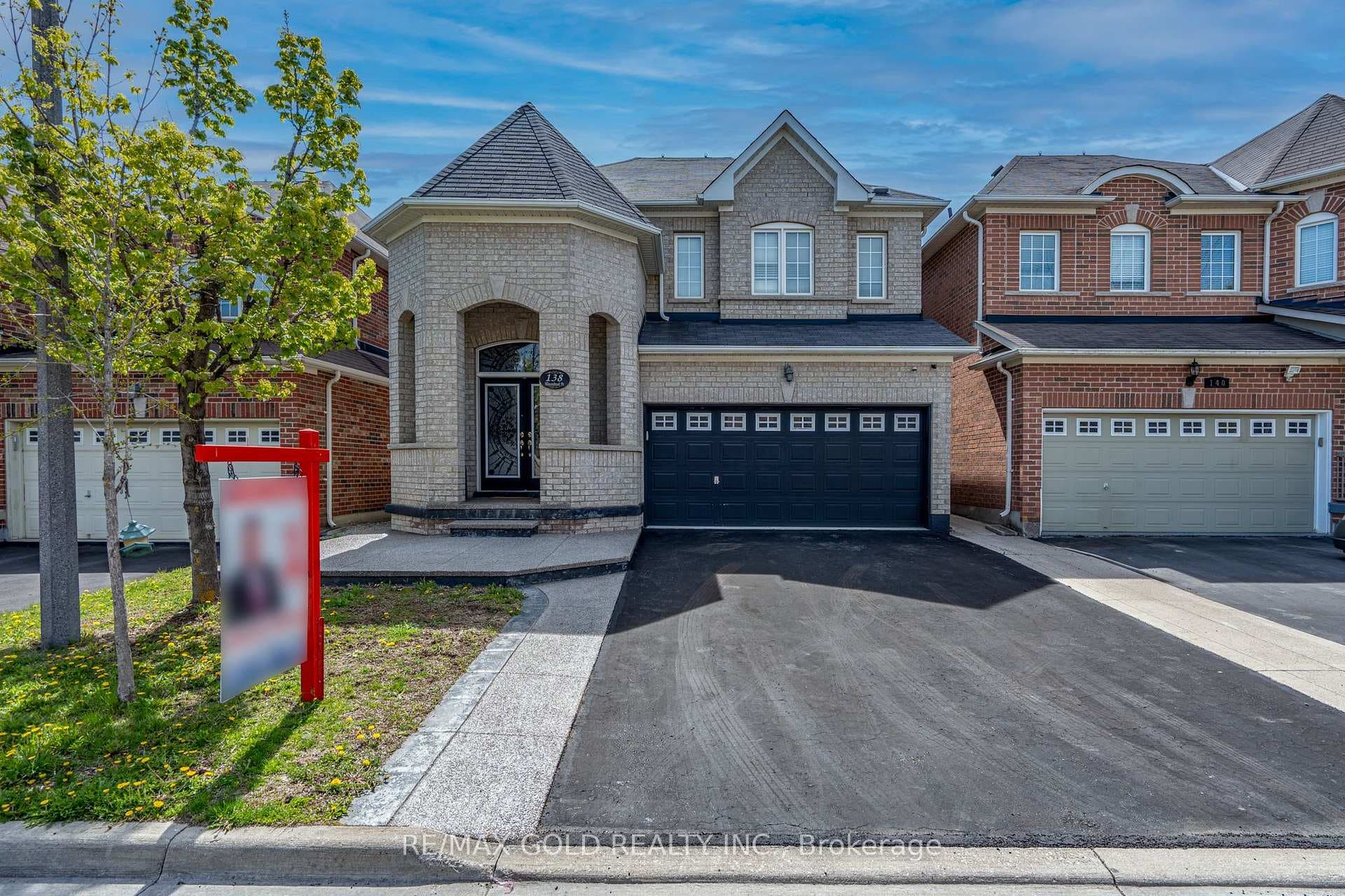 138 Watsonbrook Drive, Brampton, ON L6R 0S1 - Photo 1