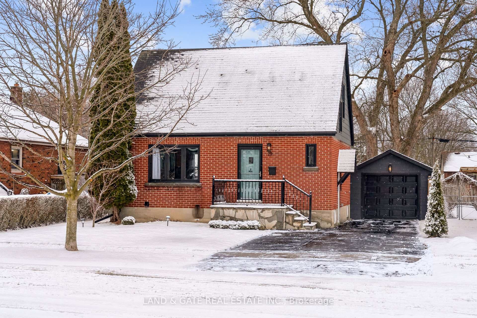 19 Southway Drive, Clarington, ON L1C 1C4 - Photo 1