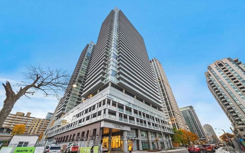 99 Broadway Avenue Unit 2806, Leaside / Davisville, ON M4P 0E3 - Photo 1