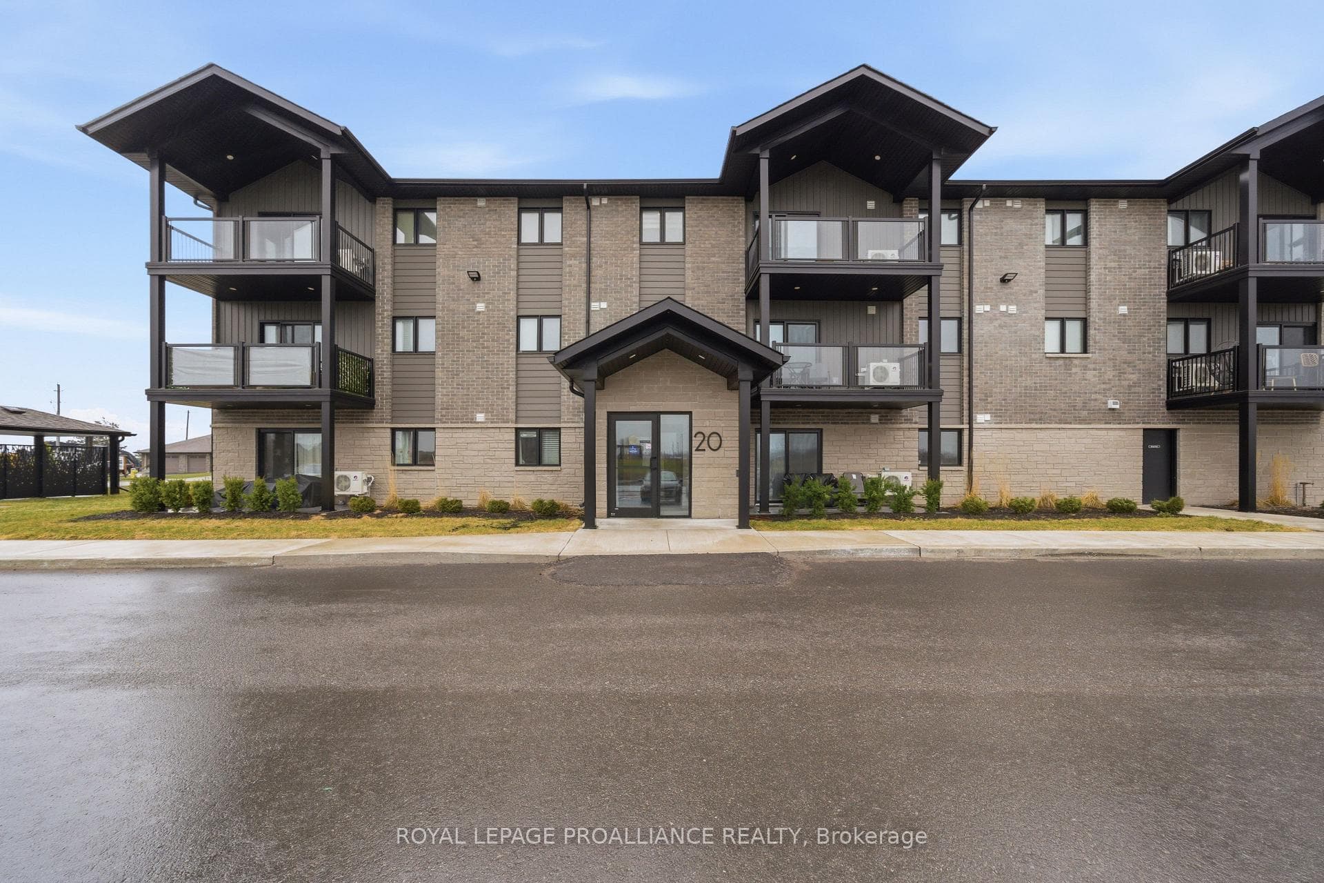 20 Hillside Meadow Drive Unit 208, Quinte West, ON K8V 0J7 - Photo 1