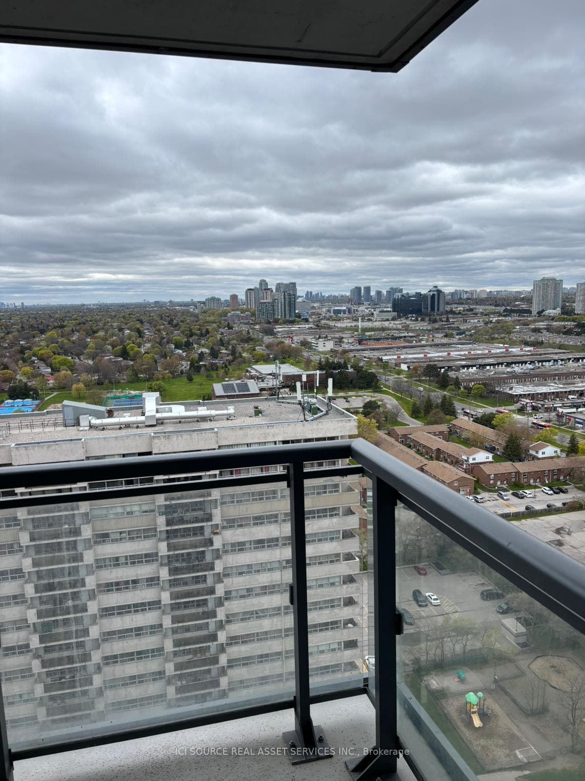 30 Meadowglen Place Unit 2504, Scarborough (West Hill / Highland Creek)