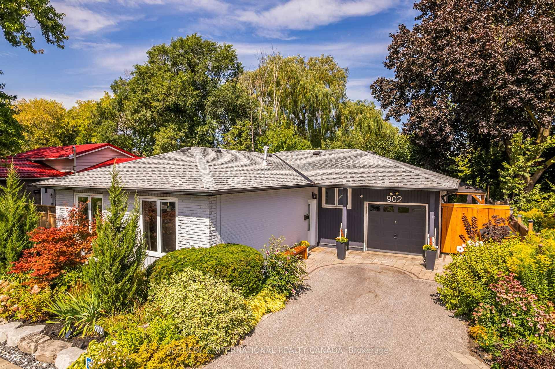 902 Vistula Drive, Pickering, ON L1W 2L5 - Photo 1