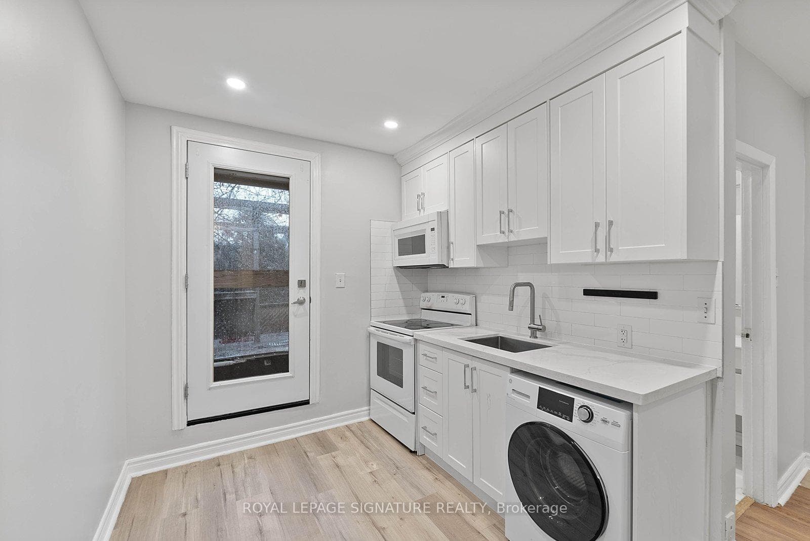 233 Greenwood Avenue Unit 2, Riverdale / Leslieville, ON M4L 2R4 - Photo 1