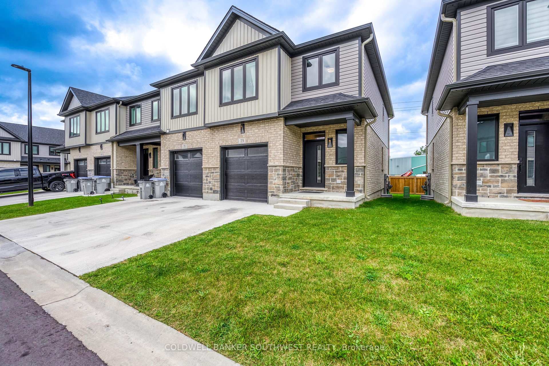 601 Lions Park Drive Unit 73, Strathroy-Caradoc, ON N0L 1W0 - Photo 1