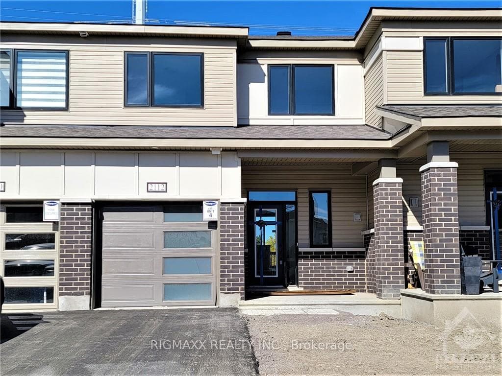 2112 Winsome Terrace, Orleans - Cumberland and Area, ON K4A 5N1 - Photo 1