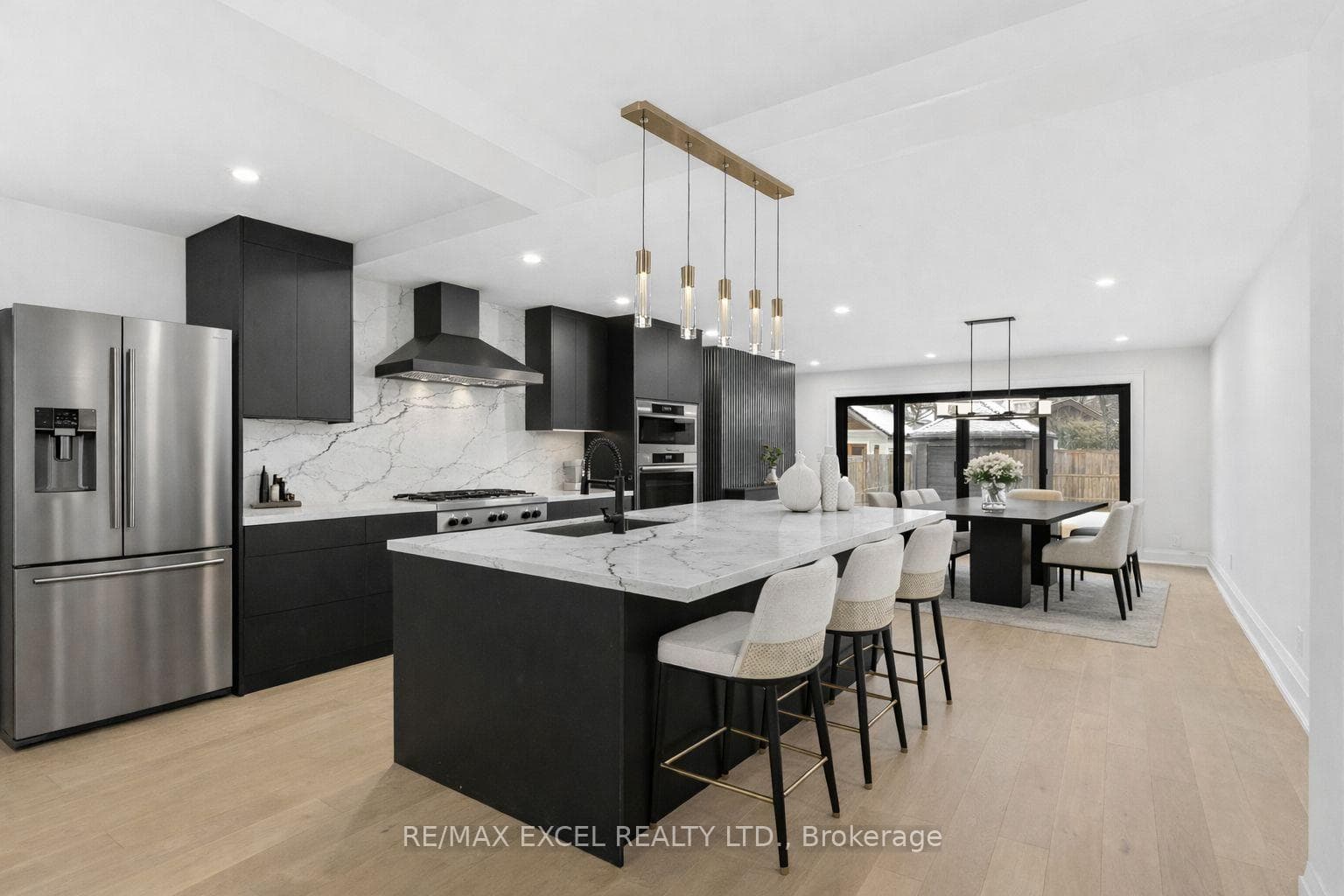 34 Raymond Avenue, Bloor West Village / Swansea, ON M6S 2B3 - Photo 1