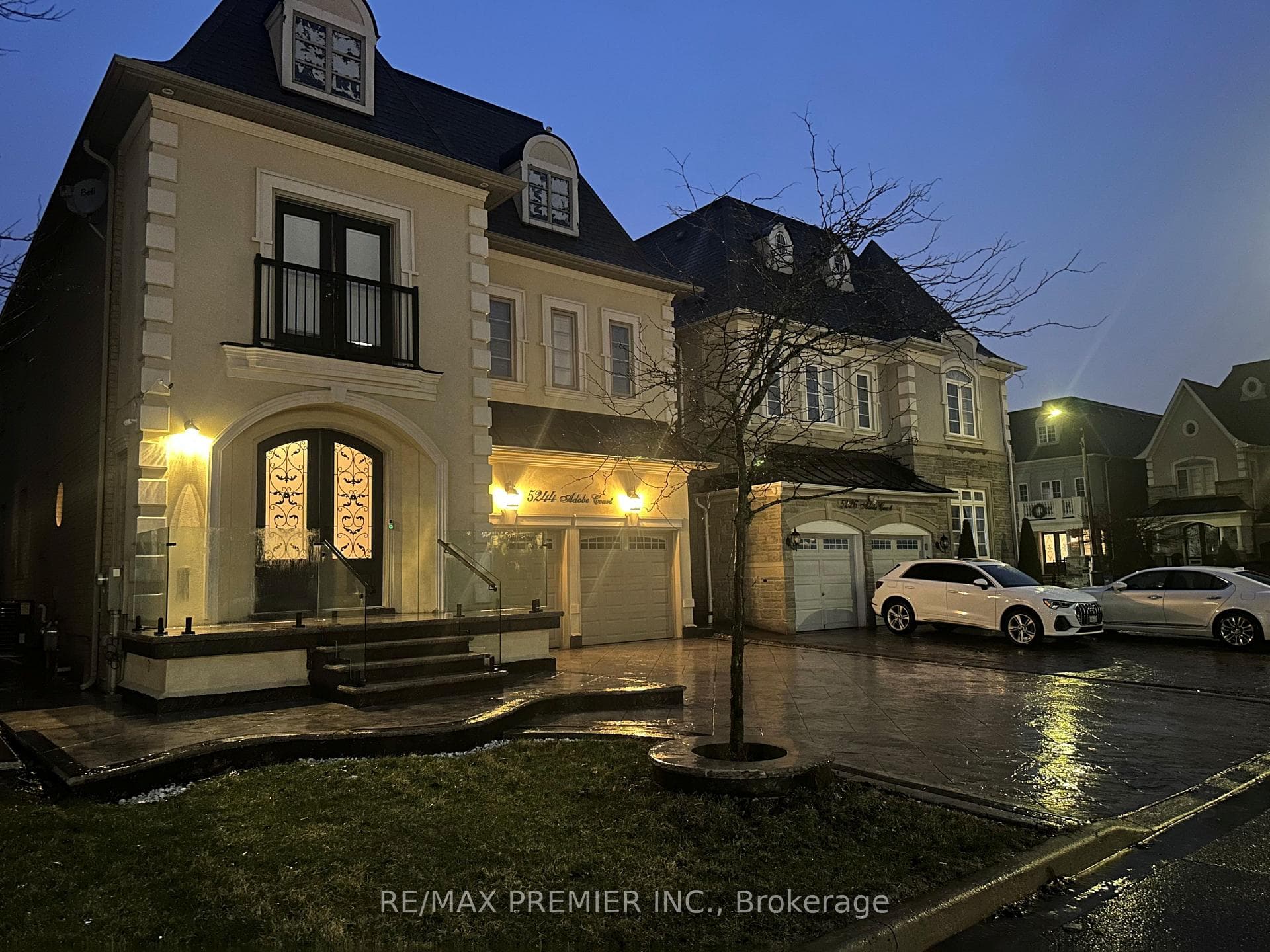 5244 Adobe Court, Mississauga, ON L5M 0K8 - Photo 1