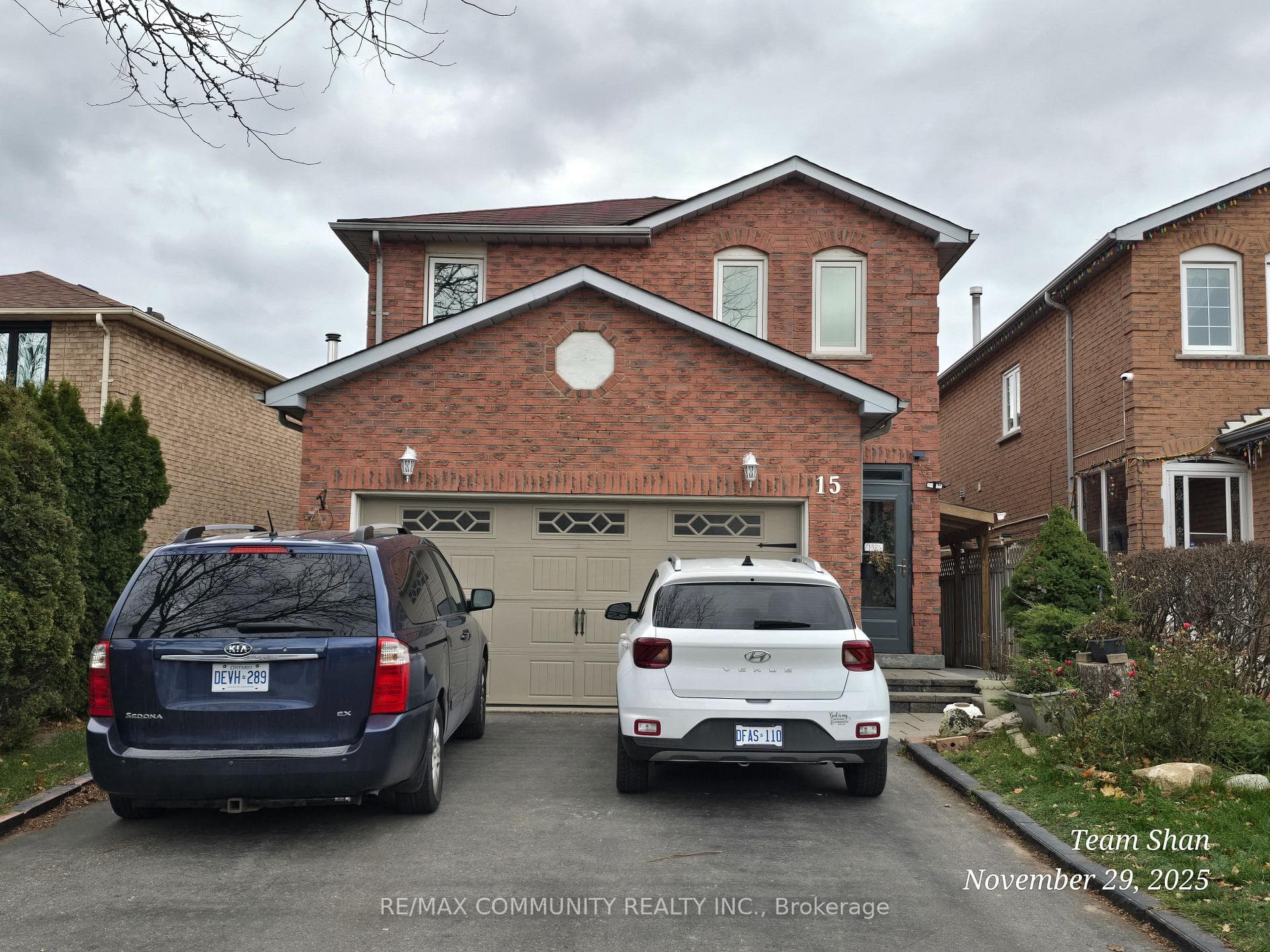 15 Goodall Drive, Scarborough (Morningside / West Hill), ON M1B 5E1 - Photo 1