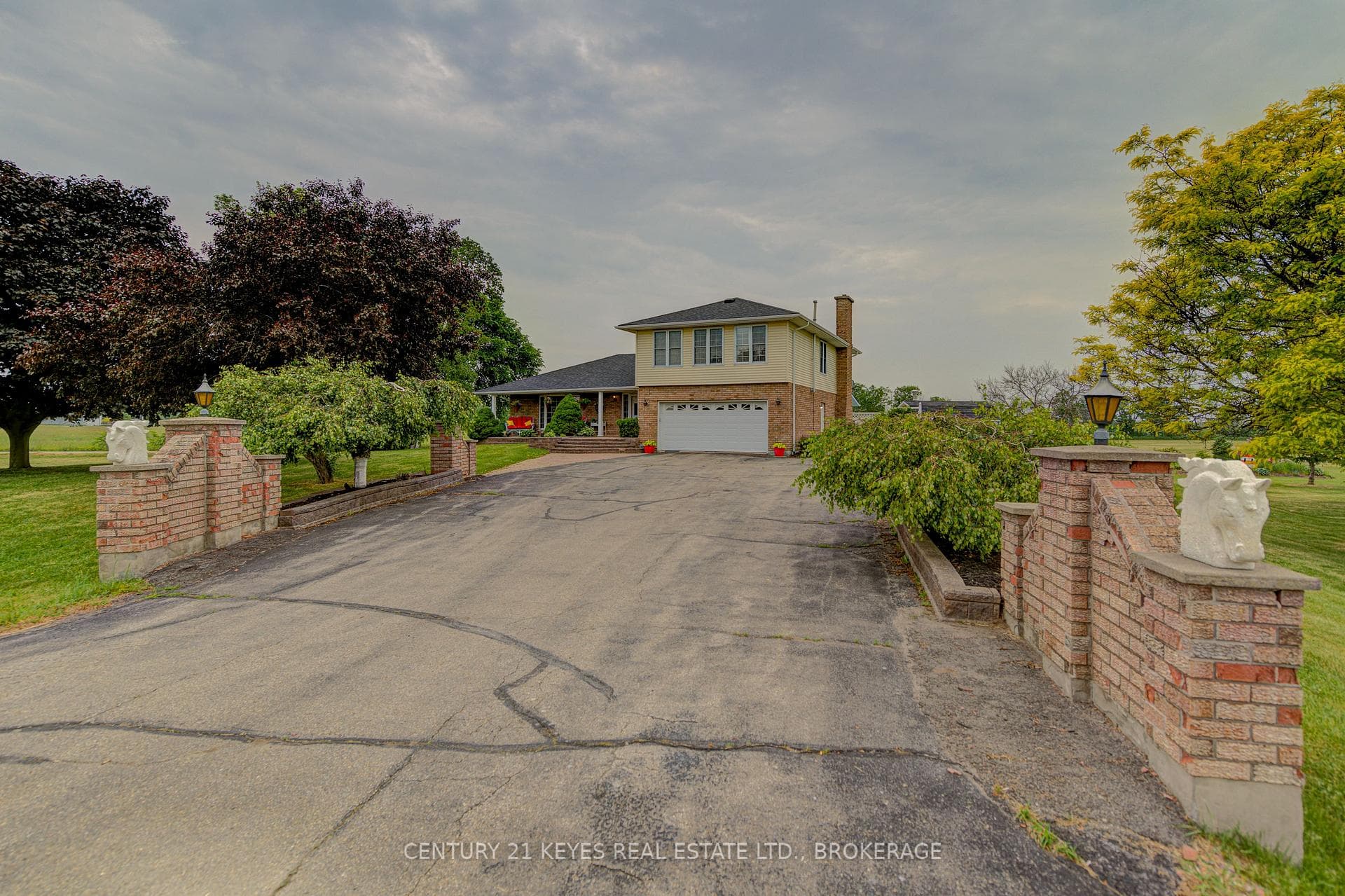 1254 Outlet Road, Lansdowne Village