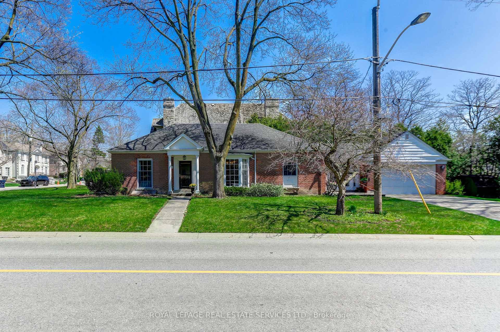 44 Highland Crescent, Bridle Path / York Mills / Hoggs Hollow, ON M2L 1G6 - Photo 1