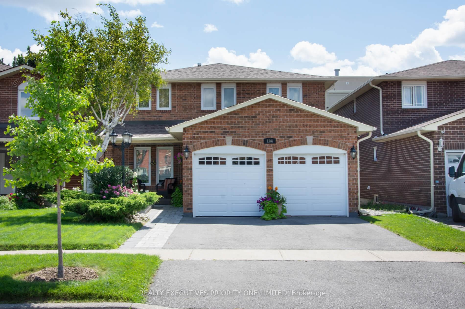 104 Lamar Street, Vaughan, ON L6A 1A7 - Photo 1