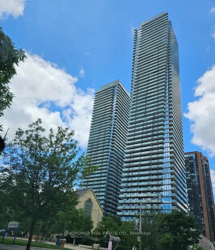 65 St. Mary Street Unit 3807, Downtown Toronto / Waterfront, ON M5S 0A6 - Photo 1