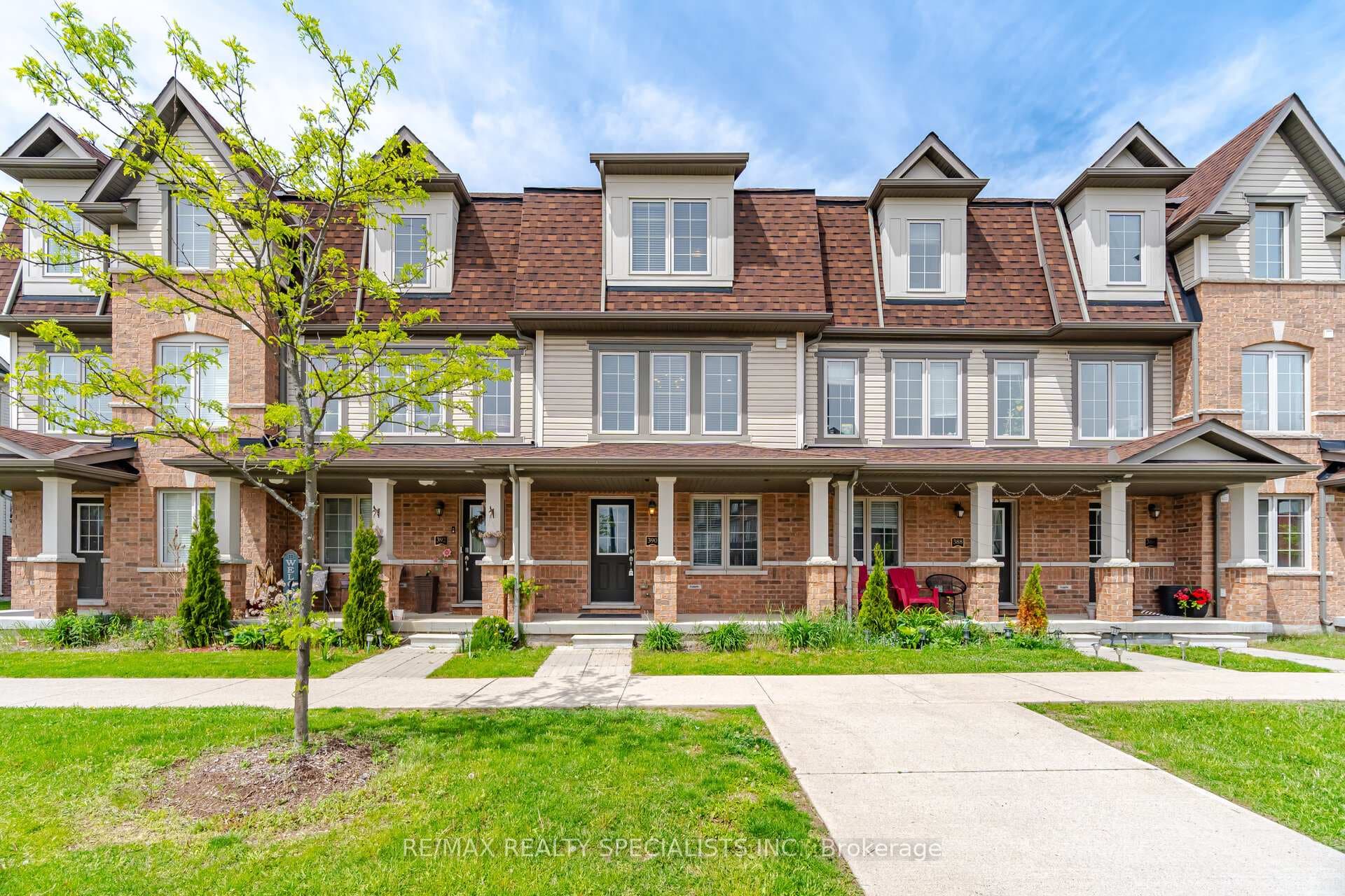 390 Linden Drive, Cambridge