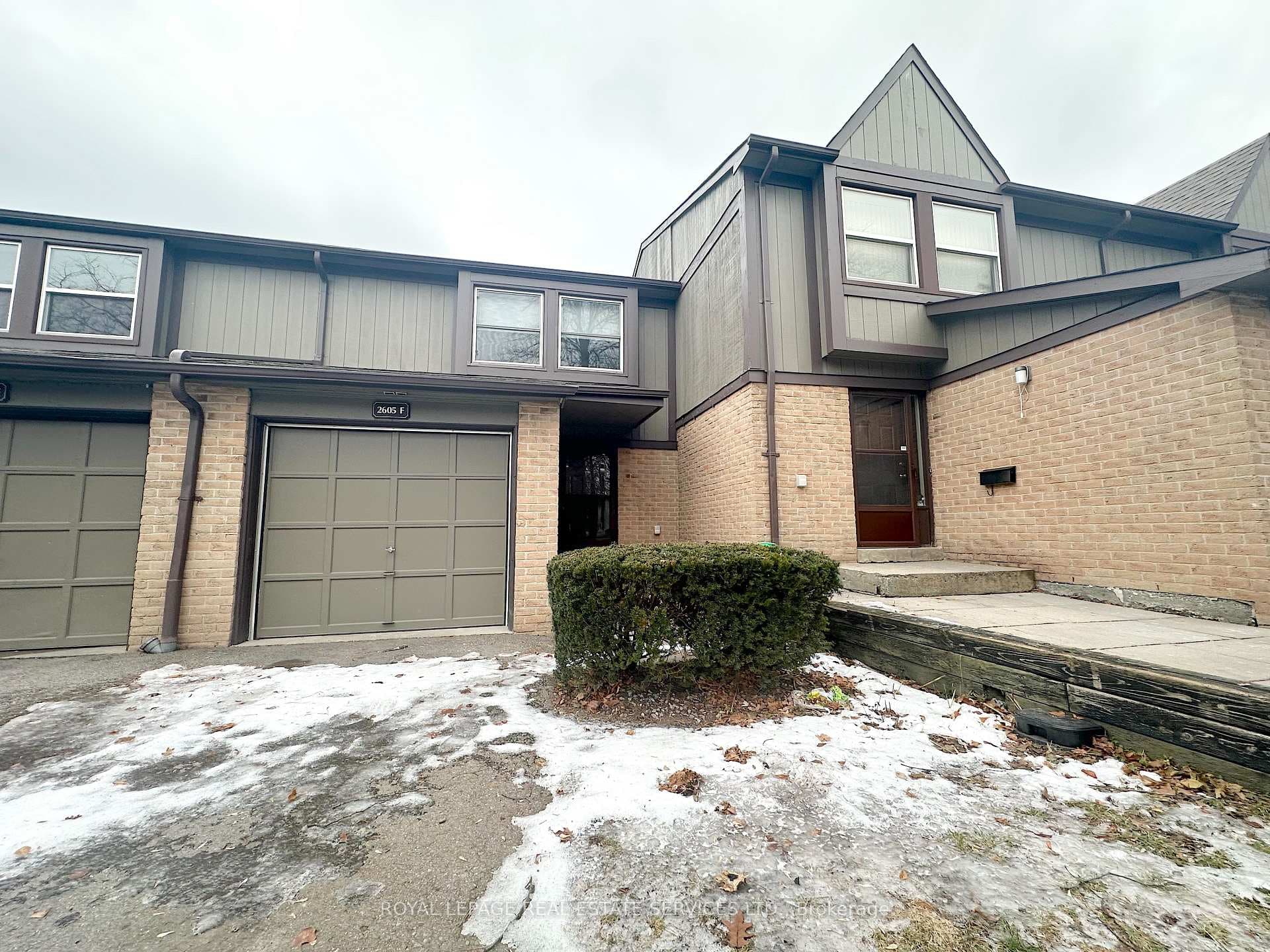 2605F Battleford Road, Mississauga, ON L5N 3S4 - Photo 1