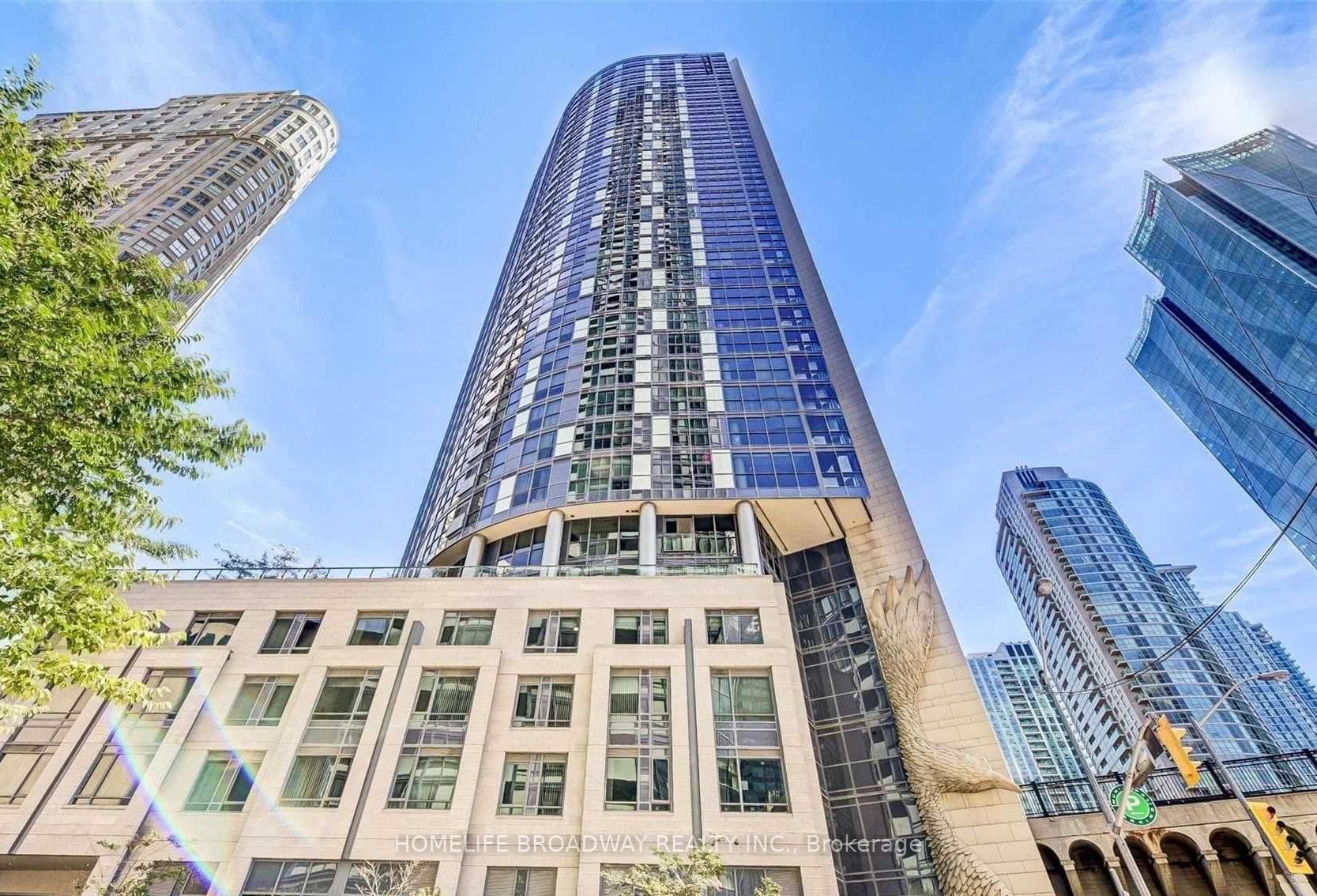 1 The Esplanade N/A Unit 2208, Toronto C08