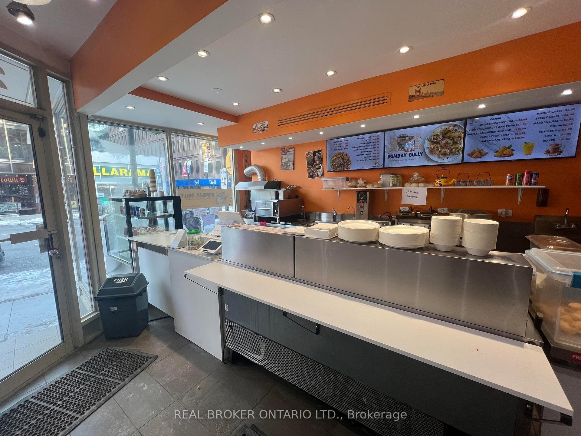 2350 Yonge Street, Forest Hill / Deer Park, ON M4P 2E6 - Photo 1
