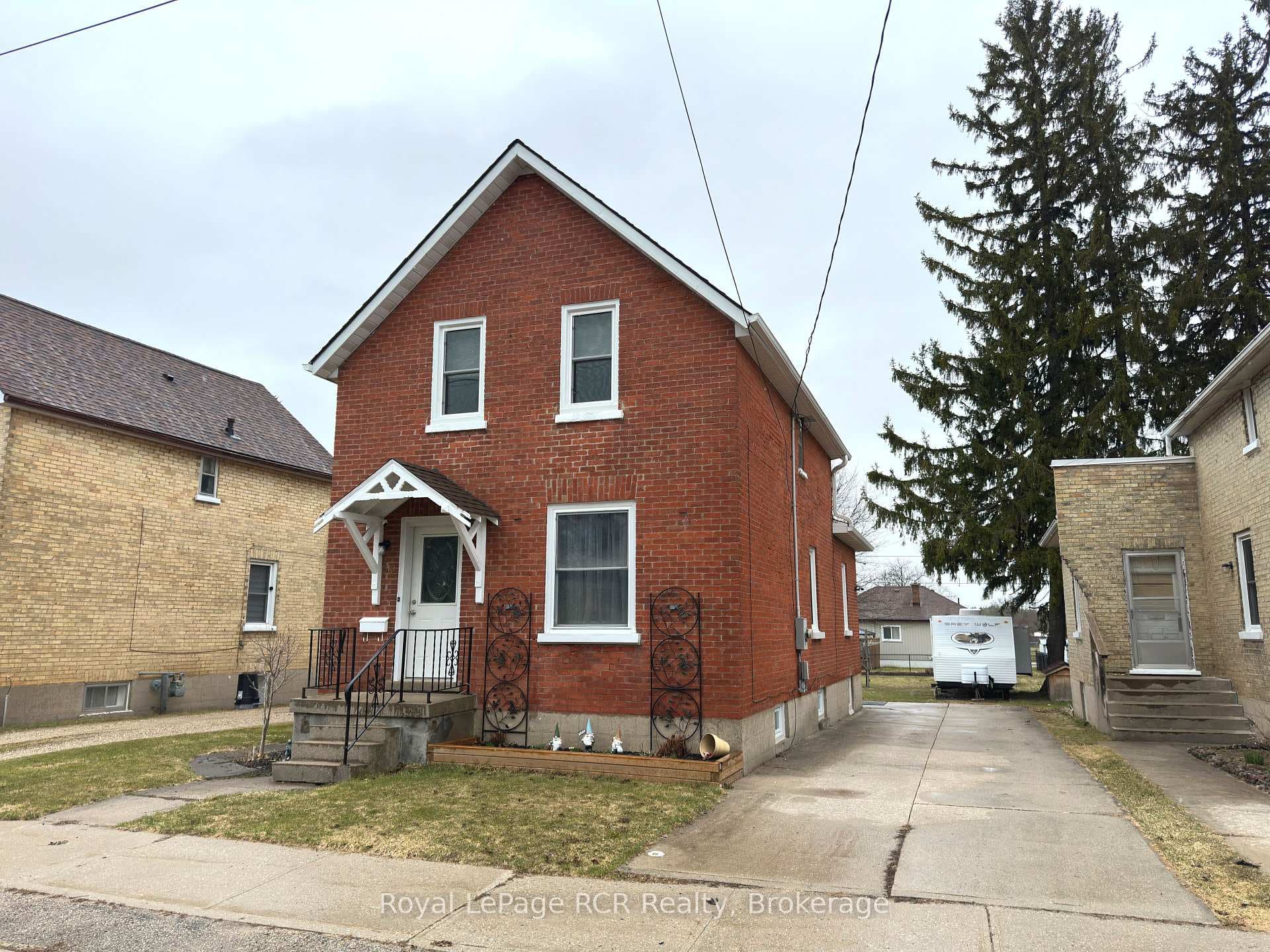 510 12th Street, Hanover, ON N4N 1V9 - Photo 1