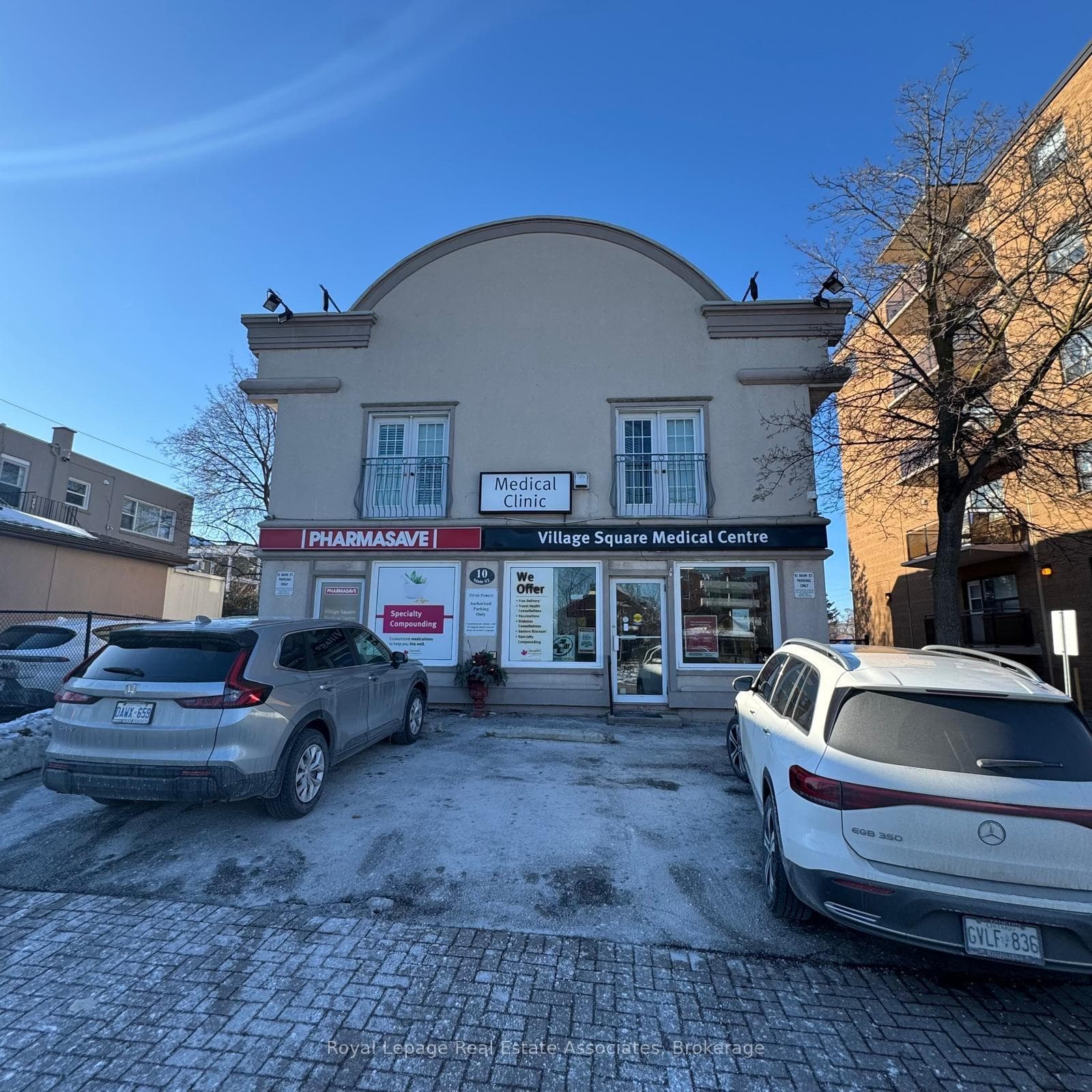 10 Main Street, Mississauga, ON L5M 1X3 - Photo 1