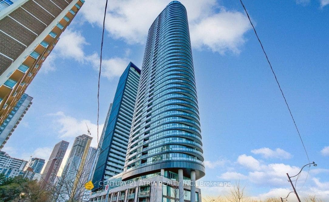 575 Bloor Street Unit 1701, Regent Park / Cabbagetown / St. James Town, ON M4W 0B2 - Photo 1