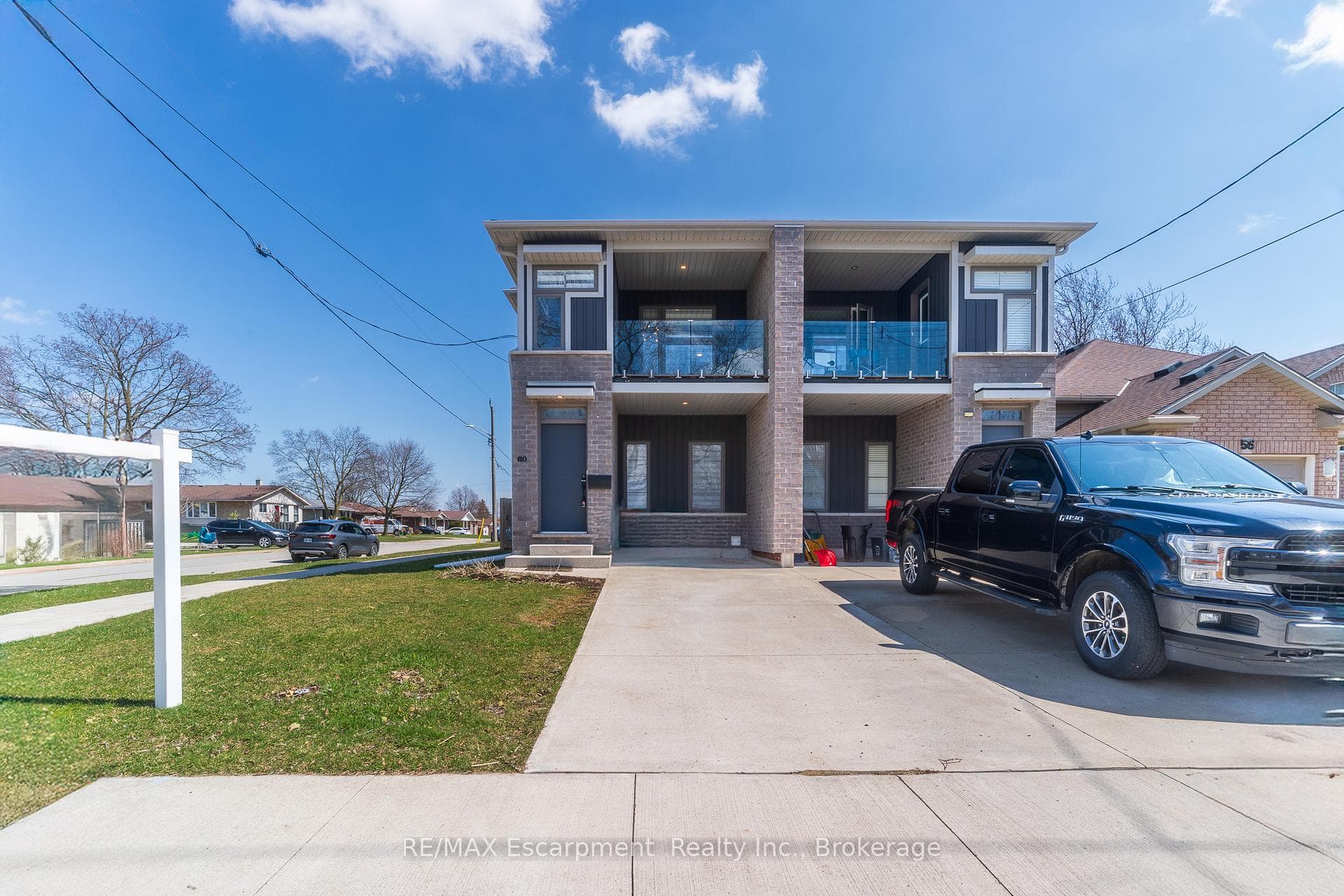 60 Park Avenue, St. Catharines, ON L2P 1R2 - Photo 1