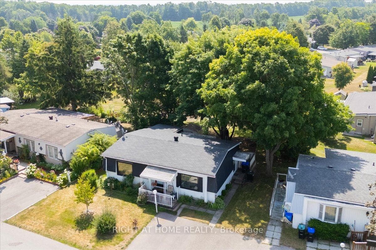 45 Linden Lane, Innisfil, ON L9S 1P2 - Photo 1