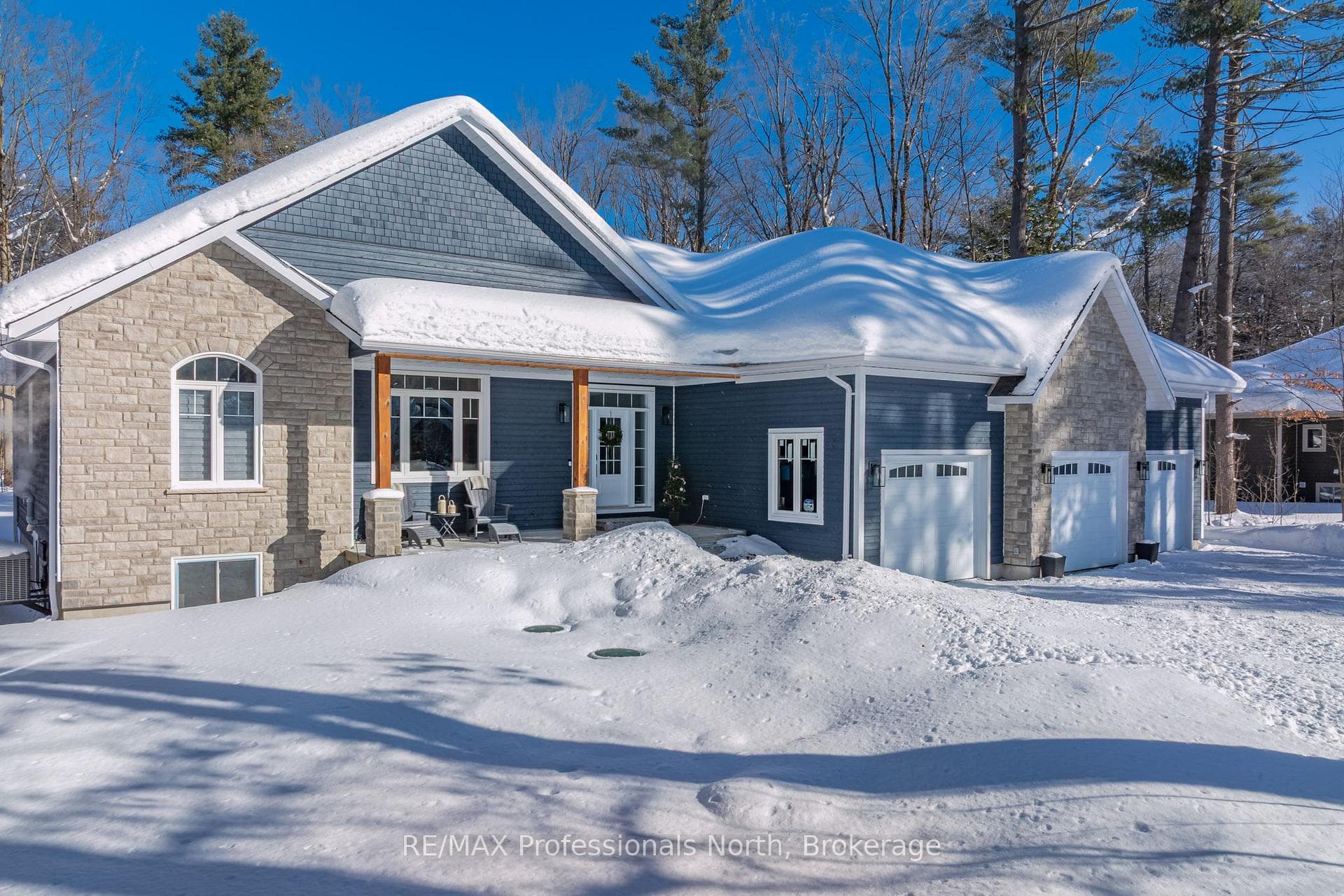 1034 Xavier Street, Gravenhurst, ON P0E 1G0 - Photo 1