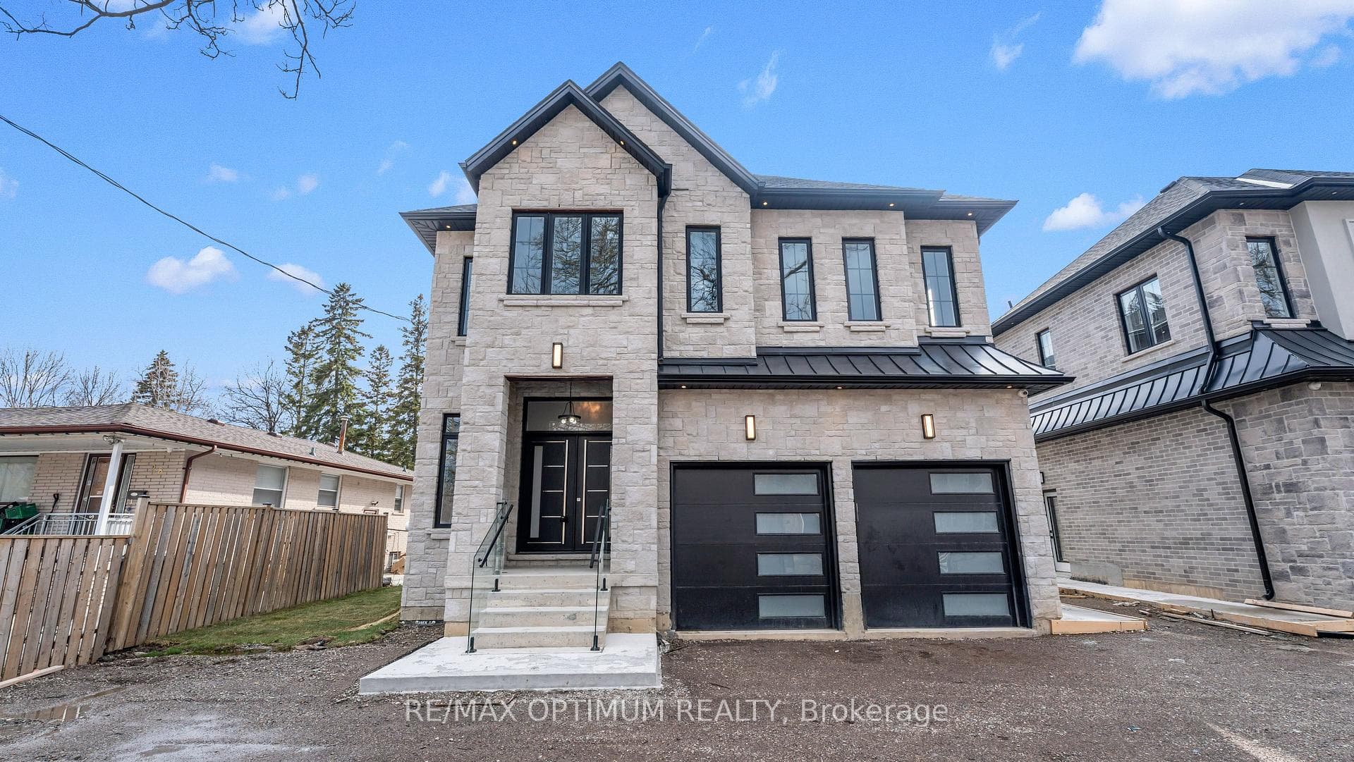 30 Mclaughlin Road, Brampton, ON L6X 1Y7 - Photo 1