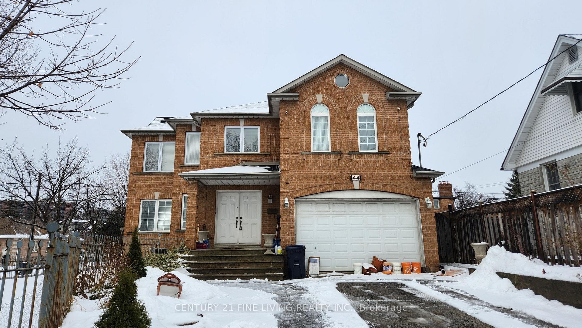 44 Reuben Avenue, Downsview / Black Creek, ON M9M 1E5 - Photo 1
