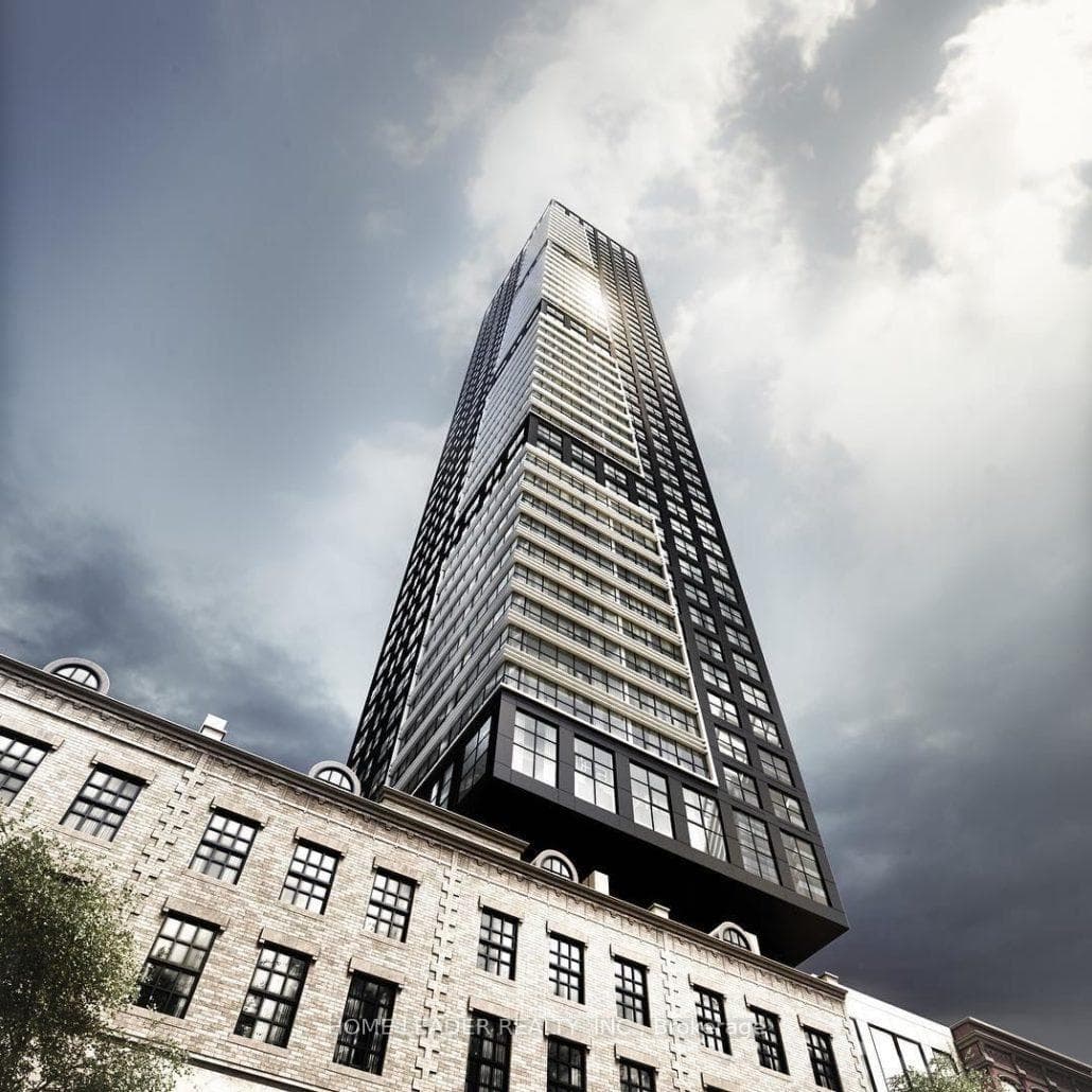 327 king Street Unit 2007, Downtown Toronto / Waterfront, ON M5V 0W7 - Photo 1