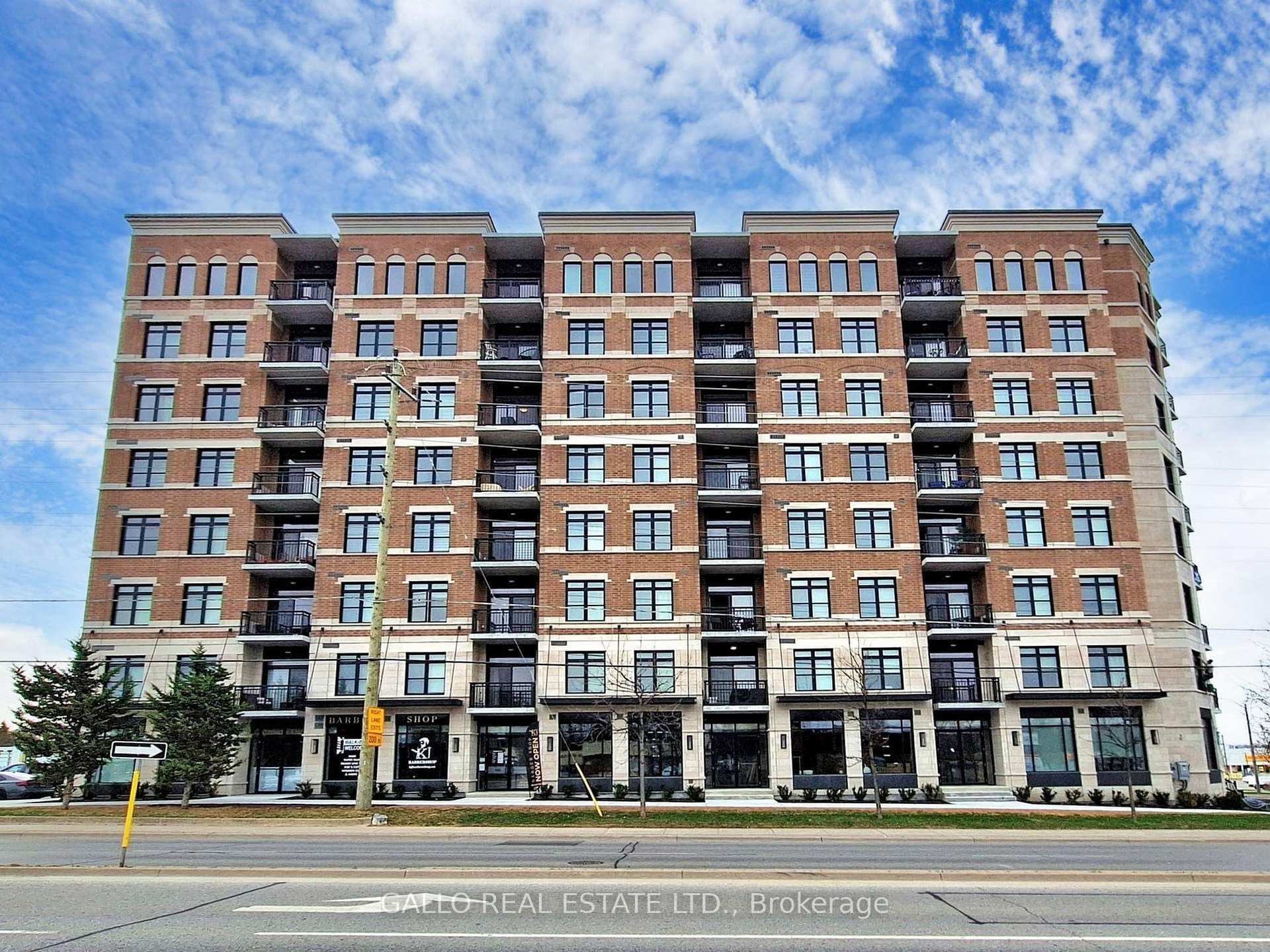 5917 Main Street Unit 301, Whitchurch-Stouffville, ON L4A 5G4 - Photo 1