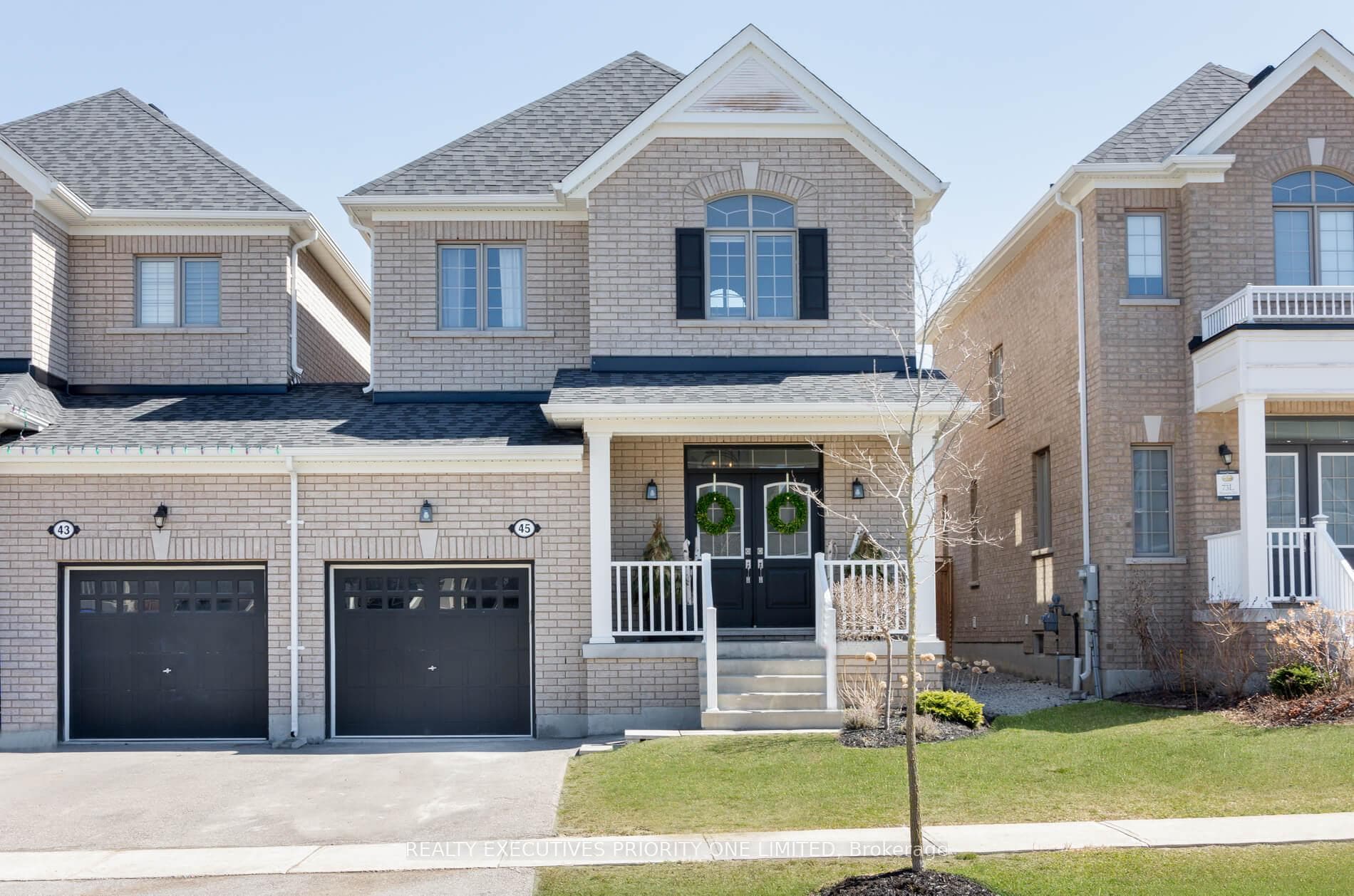 45 Prady Lane, New Tecumseth, ON L0G 1W0 - Photo 1