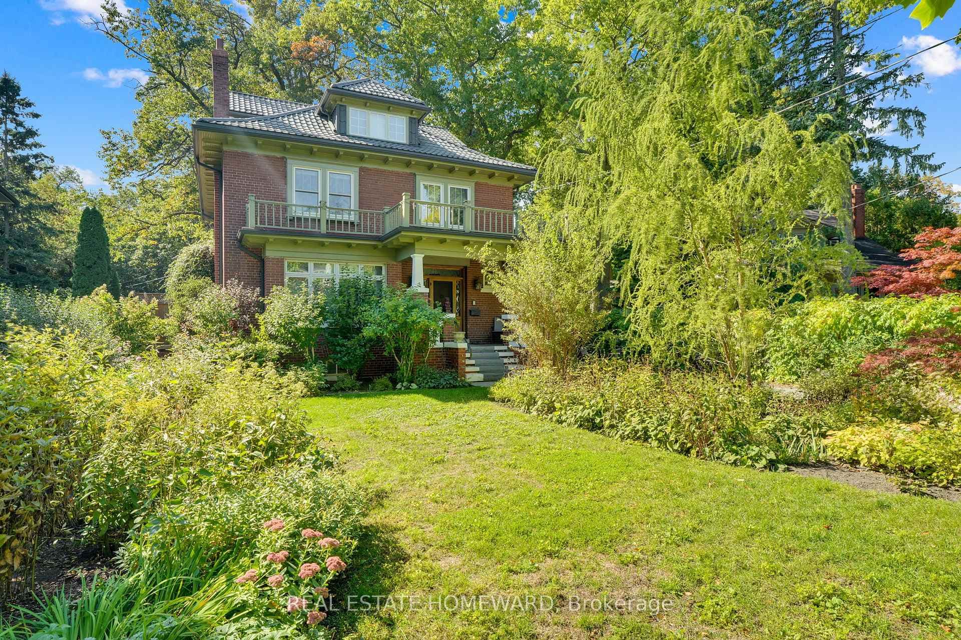 32 Hollywood Crescent, The Beaches / Upper Beaches, ON M4L 2K5 - Photo 1