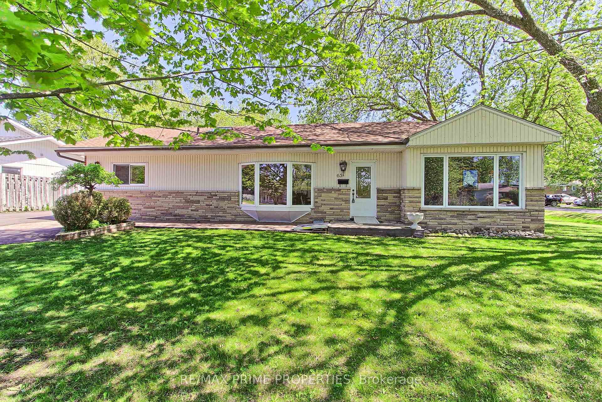 63 Ruta Crescent, Georgina